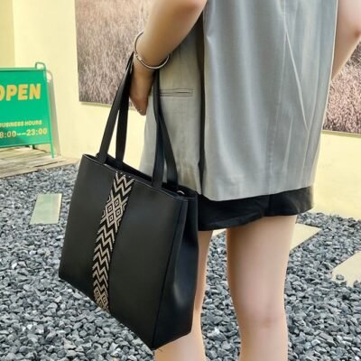 STY Modern Stylish Ladies Handbags Women Shoulder Bag Simple Tote Commuter Bags
