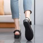 Fashion Women Shoes Sandals Plastic Sandals Mom Shoe Wedge Sandal Lady Black Open Shoes